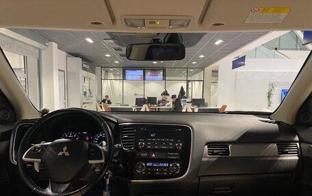 Mitsubishi Outlander III рестайлинг 3, 2012 год, 1 430 000 рублей, 28 фотография