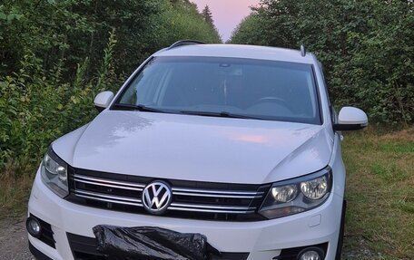 Volkswagen Tiguan I, 2012 год, 900 000 рублей, 1 фотография