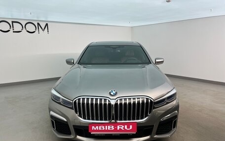 BMW 7 серия, 2020 год, 6 990 000 рублей, 3 фотография