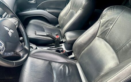 Mitsubishi Outlander III рестайлинг 3, 2007 год, 1 000 000 рублей, 9 фотография