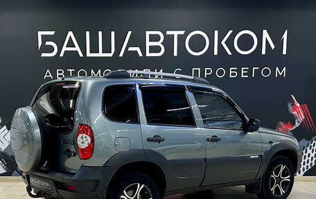 Chevrolet Niva I рестайлинг, 2011 год, 450 000 рублей, 4 фотография