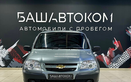 Chevrolet Niva I рестайлинг, 2011 год, 450 000 рублей, 5 фотография