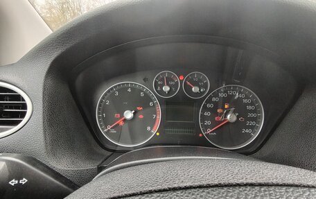 Ford Focus II рестайлинг, 2006 год, 580 000 рублей, 27 фотография