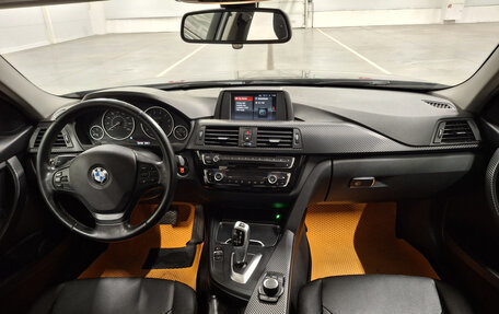 BMW 3 серия, 2018 год, 2 180 000 рублей, 18 фотография