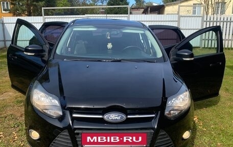 Ford Focus III, 2014 год, 700 000 рублей, 2 фотография