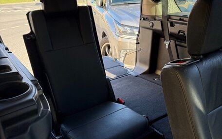 Land Rover Discovery III, 2005 год, 1 456 700 рублей, 16 фотография