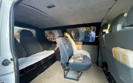 Volkswagen Transporter T5 рестайлинг, 2007 год, 1 090 000 рублей, 10 фотография
