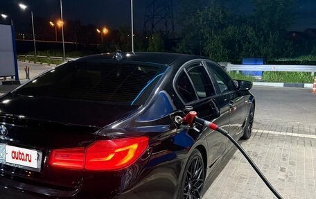 BMW 5 серия, 2018 год, 1 650 000 рублей, 8 фотография