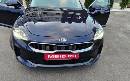 KIA Stinger I, 2018 год, 2 220 000 рублей, 4 фотография