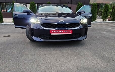 KIA Stinger I, 2018 год, 2 220 000 рублей, 5 фотография