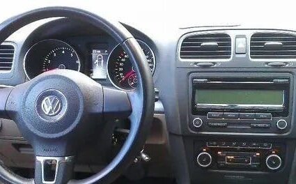 Volkswagen Golf VI, 2011 год, 1 000 000 рублей, 4 фотография