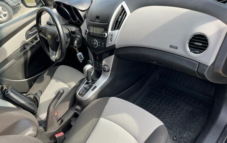 Chevrolet Cruze II, 2012 год, 550 000 рублей, 9 фотография