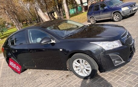 Chevrolet Cruze II, 2012 год, 550 000 рублей, 3 фотография