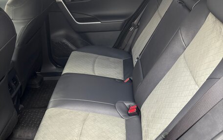 Toyota RAV4, 2025 год, 3 800 000 рублей, 7 фотография