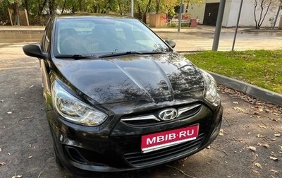 Hyundai Solaris II рестайлинг, 2011 год, 695 000 рублей, 1 фотография
