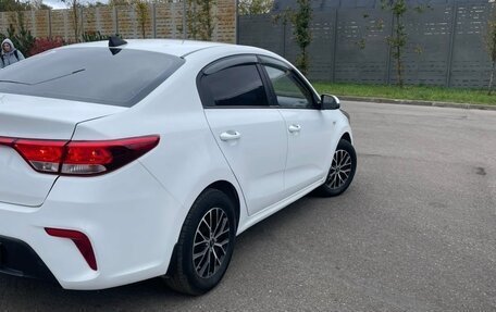 KIA Rio IV, 2017 год, 590 000 рублей, 3 фотография