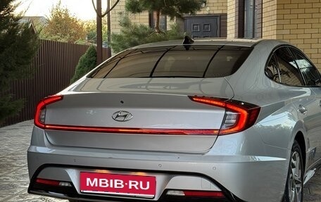 Hyundai Sonata VIII, 2021 год, 2 650 000 рублей, 3 фотография