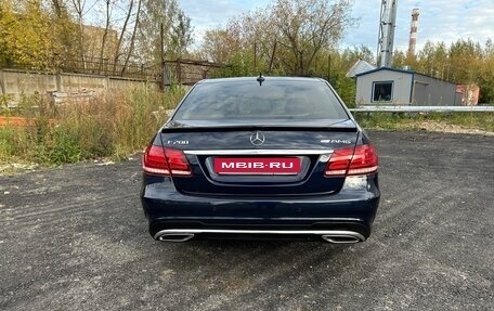 Mercedes-Benz E-Класс, 2015 год, 2 400 000 рублей, 11 фотография