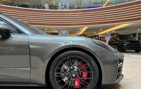 Porsche Panamera, 2025 год, 25 000 000 рублей, 10 фотография