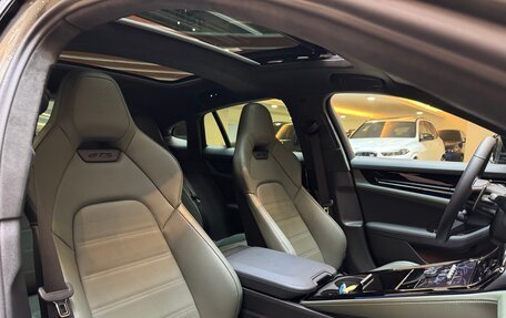 Porsche Panamera, 2025 год, 25 000 000 рублей, 20 фотография