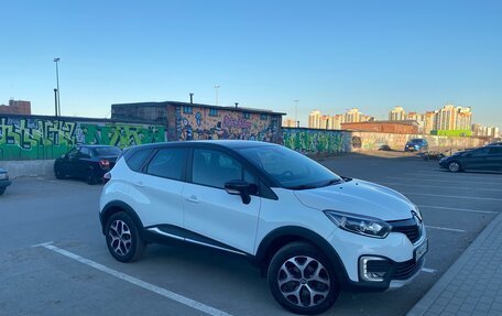 Renault Kaptur I рестайлинг, 2017 год, 1 000 000 рублей, 3 фотография