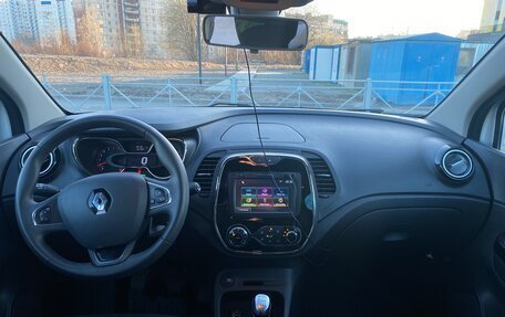 Renault Kaptur I рестайлинг, 2017 год, 1 000 000 рублей, 6 фотография