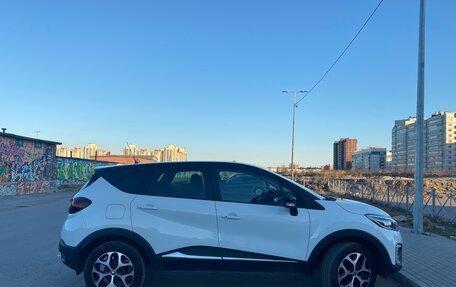 Renault Kaptur I рестайлинг, 2017 год, 1 000 000 рублей, 4 фотография
