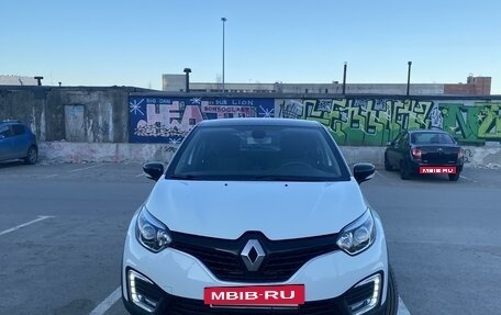 Renault Kaptur I рестайлинг, 2017 год, 1 000 000 рублей, 2 фотография