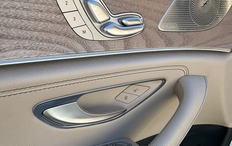 Mercedes-Benz CLS, 2018 год, 5 500 000 рублей, 11 фотография