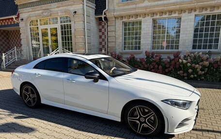 Mercedes-Benz CLS, 2018 год, 5 500 000 рублей, 2 фотография