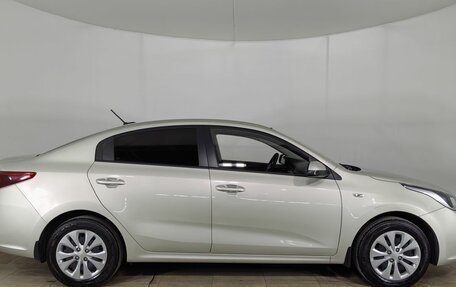 KIA Rio IV, 2018 год, 1 350 000 рублей, 4 фотография
