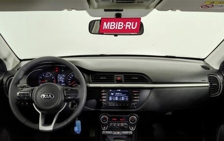 KIA Rio IV, 2018 год, 1 350 000 рублей, 10 фотография