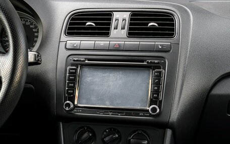 Volkswagen Polo VI (EU Market), 2015 год, 947 000 рублей, 12 фотография