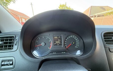 Volkswagen Polo VI (EU Market), 2019 год, 900 000 рублей, 16 фотография