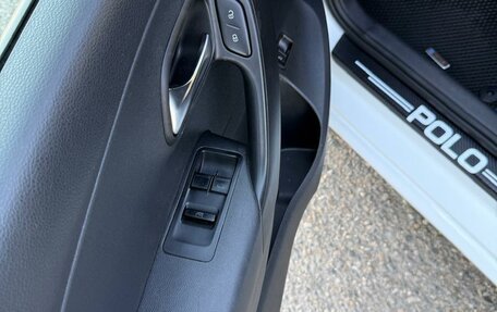 Volkswagen Polo VI (EU Market), 2019 год, 900 000 рублей, 13 фотография