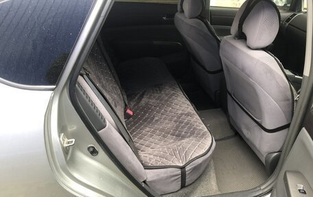 Toyota Prius, 2004 год, 620 000 рублей, 25 фотография