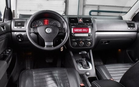 Volkswagen Jetta VI, 2008 год, 699 000 рублей, 6 фотография