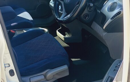 Honda Stream II, 2009 год, 1 600 000 рублей, 15 фотография