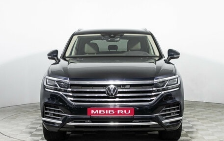 Volkswagen Touareg III, 2021 год, 5 800 000 рублей, 2 фотография