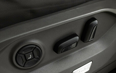 Volkswagen Touareg III, 2021 год, 5 800 000 рублей, 19 фотография