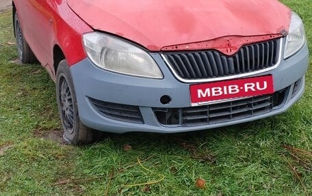 Skoda Fabia II, 2011 год, 350 000 рублей, 1 фотография