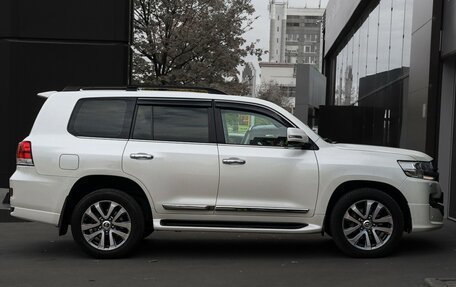 Toyota Land Cruiser 200, 2018 год, 8 000 000 рублей, 4 фотография