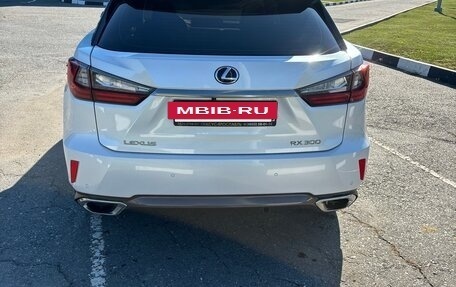 Lexus RX IV рестайлинг, 2018 год, 4 350 000 рублей, 7 фотография