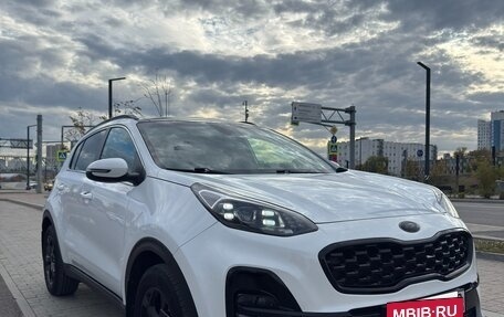 KIA Sportage IV рестайлинг, 2020 год, 2 900 000 рублей, 2 фотография