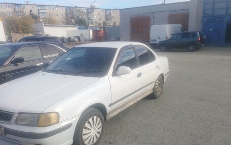 Nissan Sunny B15, 1999 год, 150 000 рублей, 2 фотография