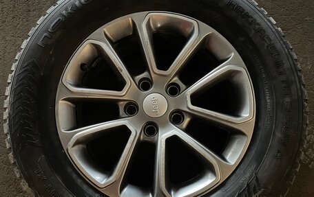 Jeep Grand Cherokee, 2013 год, 1 955 000 рублей, 12 фотография