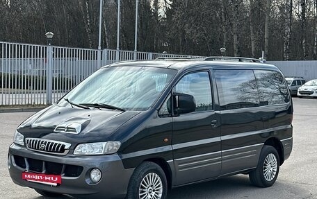 Hyundai Starex I рестайлинг, 2003 год, 399 000 рублей, 2 фотография