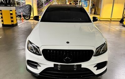 Mercedes-Benz E-Класс, 2019 год, 4 750 000 рублей, 1 фотография
