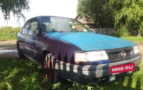 Opel Vectra A, 1994 год, 60 000 рублей, 2 фотография