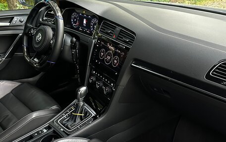 Volkswagen Golf R VII, 2013 год, 3 090 000 рублей, 14 фотография